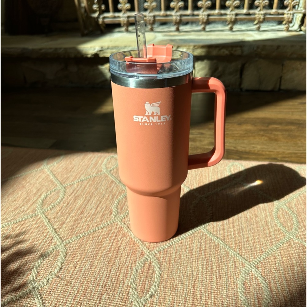 Stanley Adventure Quencher Travel Tumbler 40oz Grapefruit